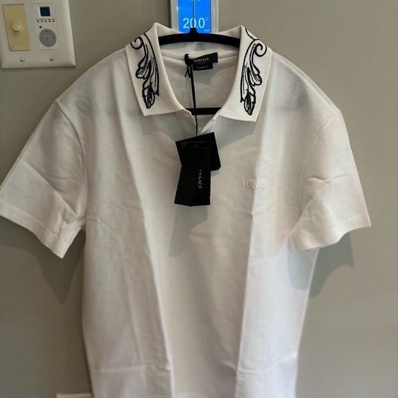 Brand New Taylor Fit Versace collar Shirt - Picture 3 of 12